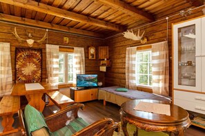 Cottage, Sauna | Living area | Flat-screen TV - Savenkaita (Tuusniemi)