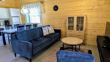 1 bedroom, individually decorated, blackout drapes, iron/ironing board