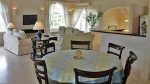 Villa | Servicio de comidas en la habitación
