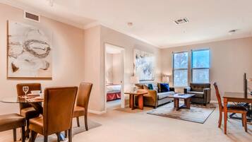 Luxury Apartment, 1 Bedroom | Living room | Flat-screen TV