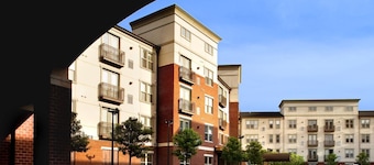 Bluebird Suites in Downtown Providence