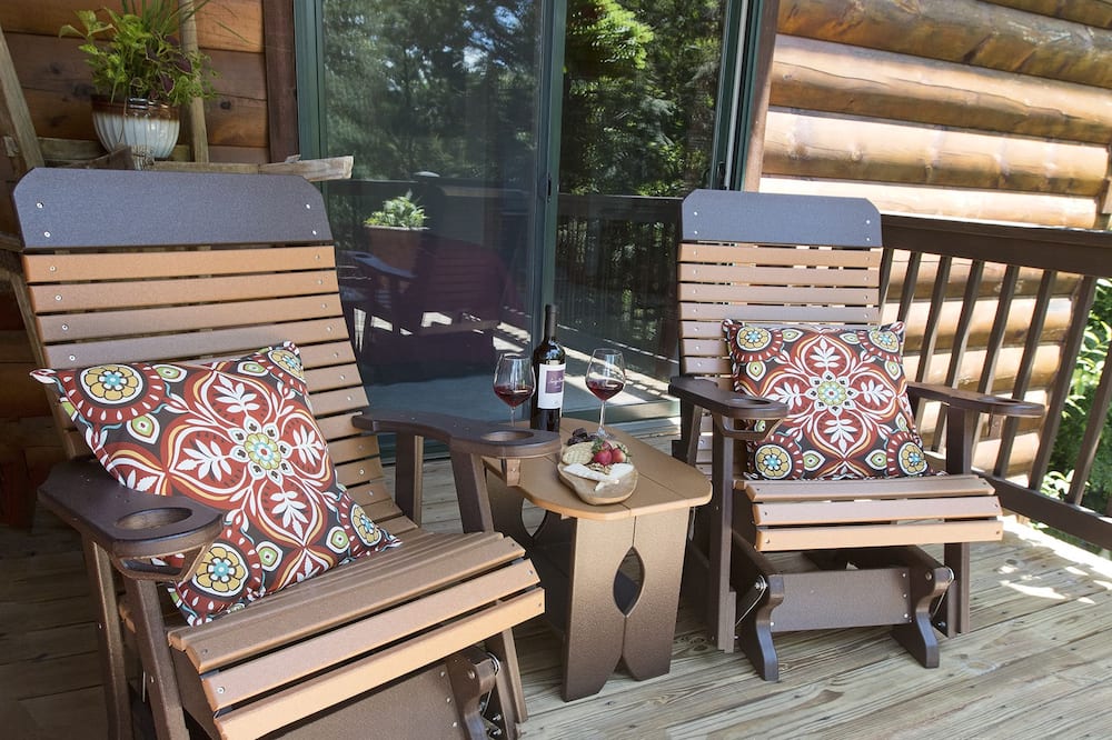Lazy Bear Lodge - Valle Crucis, NC