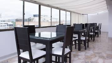 Free daily full breakfast