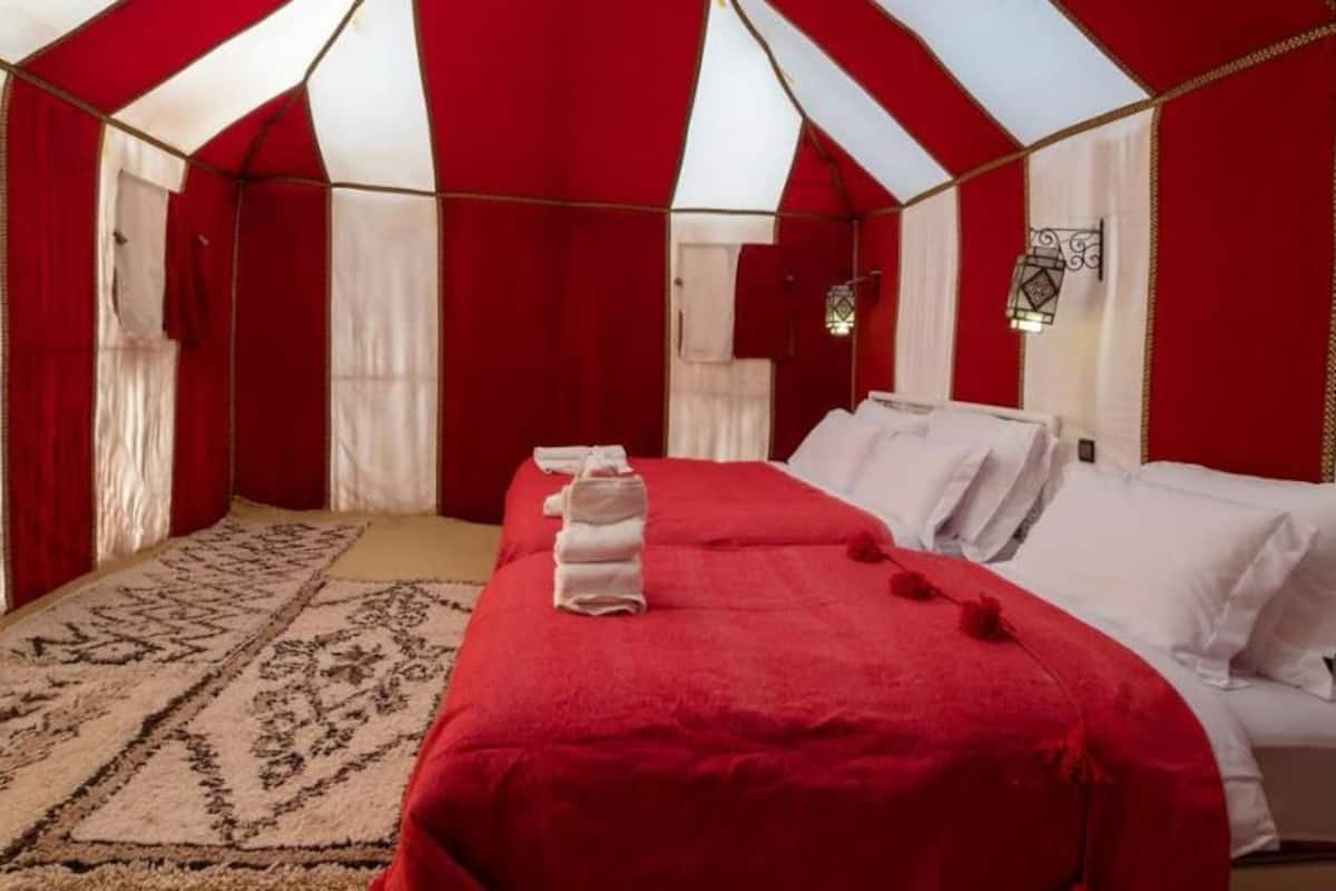 Deluxe Tent | Free WiFi, bed sheets, wheelchair access