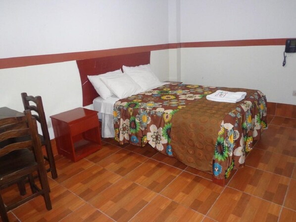 Habitación doble, 1 cama doble | Wifi gratis