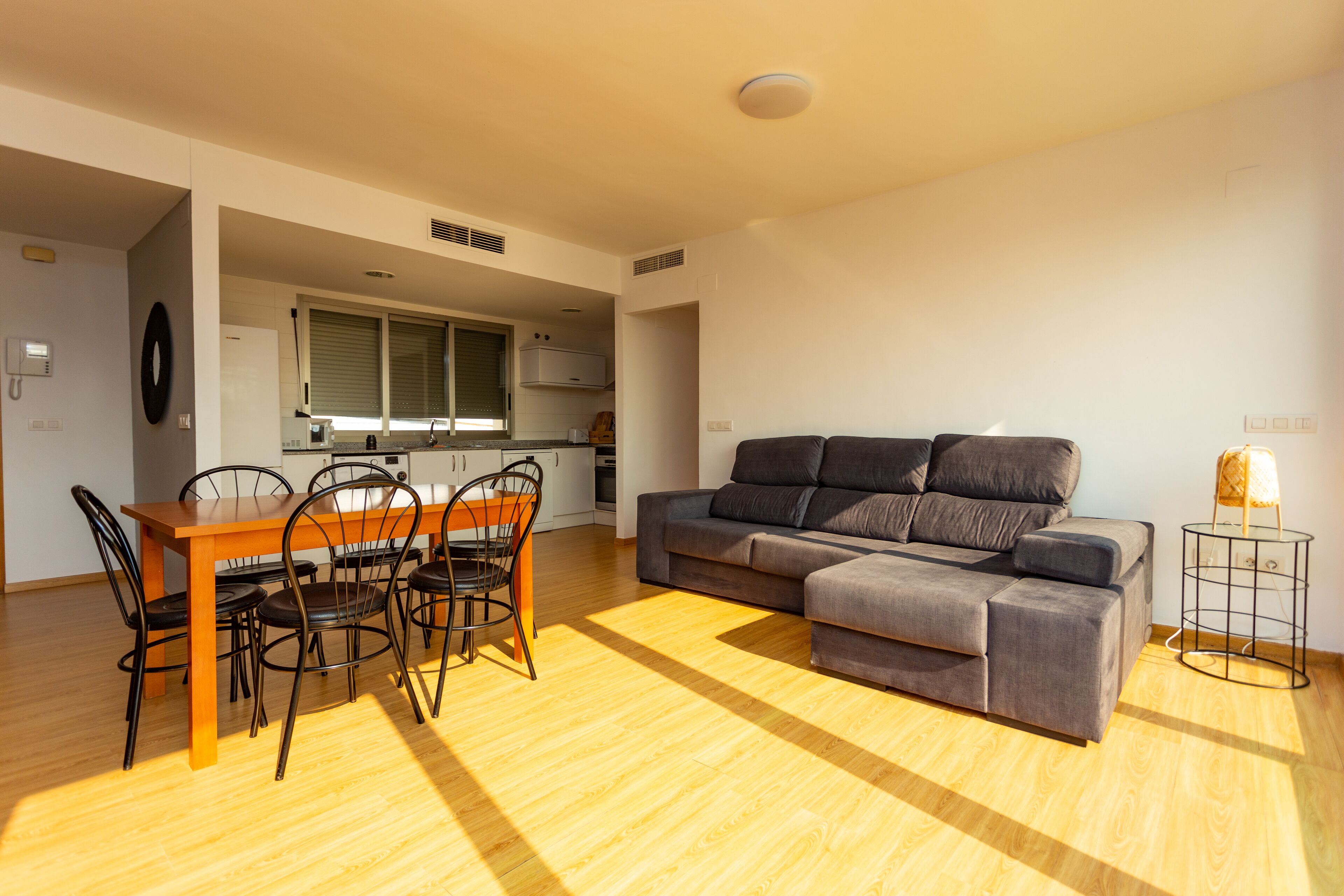 Télévision à écran plat