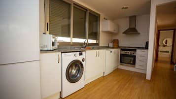 Panoramic Penthouse, 3 Bedrooms, Terrace, Sea View | Private kitchenette | Full-sized fridge, microwave, oven, stovetop