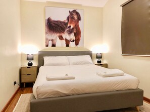 6 多间卧室、熨斗/熨衣板、旅行婴儿床、免费 WiFi