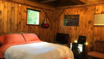 1 chambre, fer et planche à repasser, Wi-Fi gratuit, draps fournis