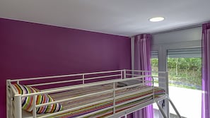 2 chambres, fer et planche Ă repasser, Wi-Fi gratuit, draps fournis