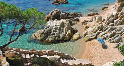 Apartment 5 pax, community pool, wifi, parking 5 m from Fenals beach - LLoret de Mar