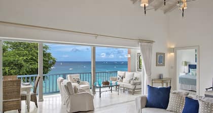 * Unglaubliches Preis-Leistungs-Verhältnis *, große Luxusvilla am Strand mit Zimmermädchen / Koch