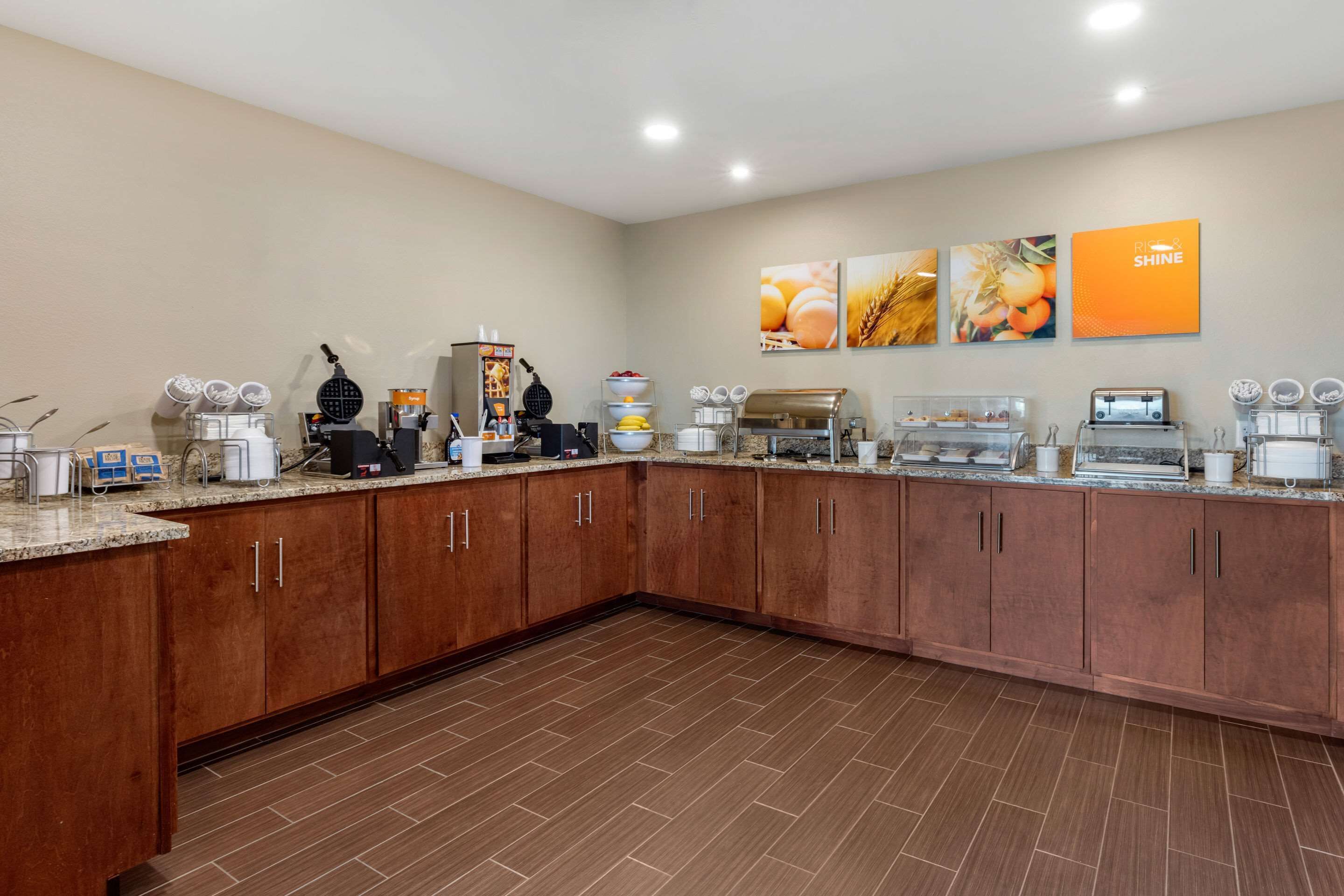 free daily on-the-go breakfast