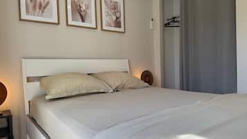 5 Schlafzimmer, Zimmersafe, BĂŒgeleisen/BĂŒgelbrett, Reisekinderbett