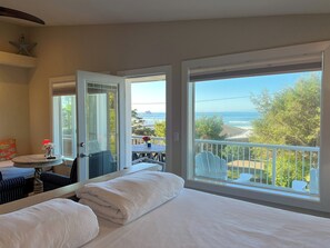 4 bedrooms, desk, iron/ironing board, free WiFi