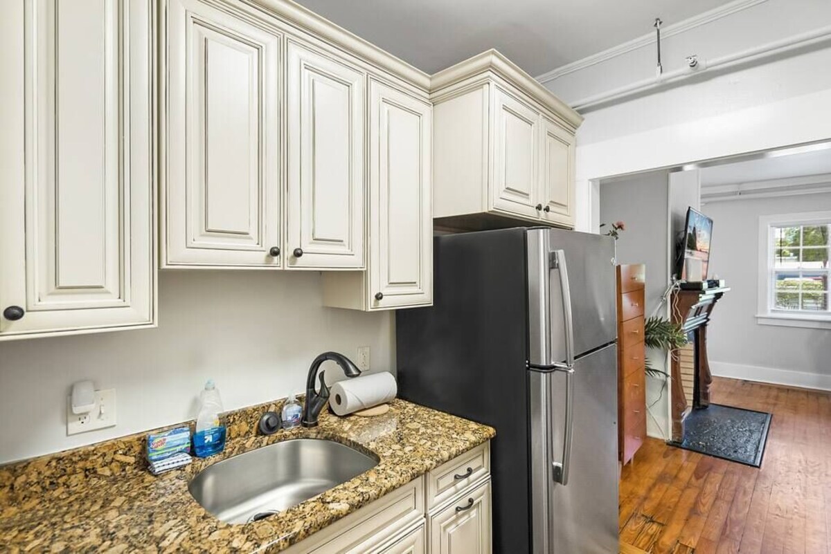 Photo 13 of FREE BIKES Dog-friendly apt in the heart of St A