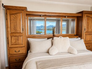 3 dormitorios, tabla de planchar con plancha, wifi gratis y ropa de cama
