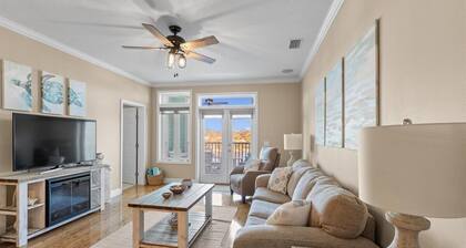 River's Edge Condo 2A, Bldg 2- Larger Condo with Covered Parking