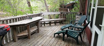 River's Edge Cabin - Swim - Kayak - Fish From Your Backyard !!!!