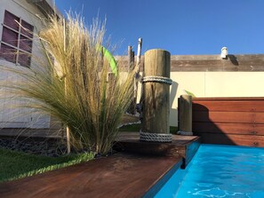 Outdoor pool, a heated pool - Villa +private heated pool, quiet area, near Bassin, Special offer / 2026 (La Teste-De-Buch)