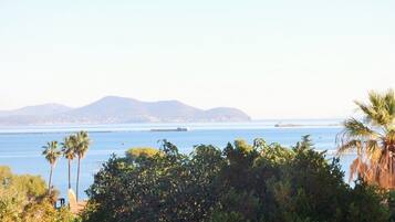 Vue sur la plage/lâocĂ©an
