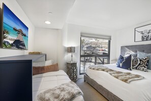 2 dormitorios, tabla de planchar con plancha, wifi y ropa de cama