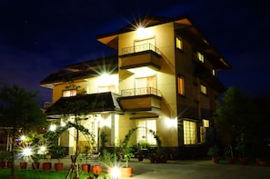 Front of property - evening/night