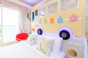 Family Quadruple Room | Children's theme room