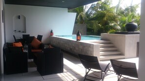 Utomhuspool