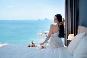 Phòng Senior, quang cảnh biển | Bộ đồ giường cao cấp, minibar, két bảo mật tại phòng
