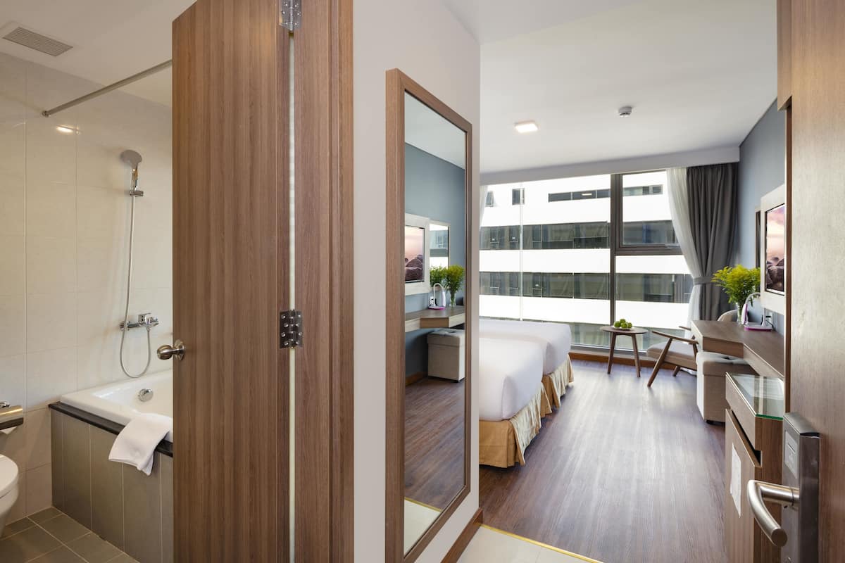 Deluxe-Zimmer, Meerblick | Hochwertige Bettwaren, Minibar, Zimmersafe, individuell dekoriert