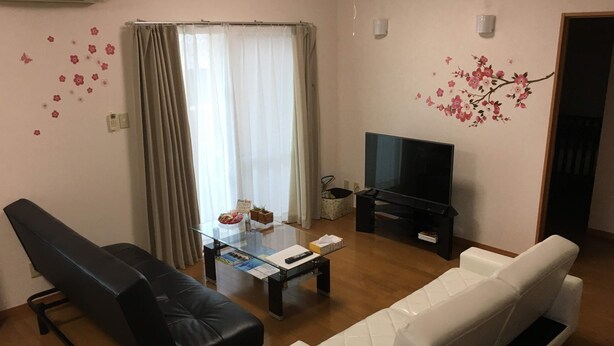 Apartment, 2 Bedrooms | Living area