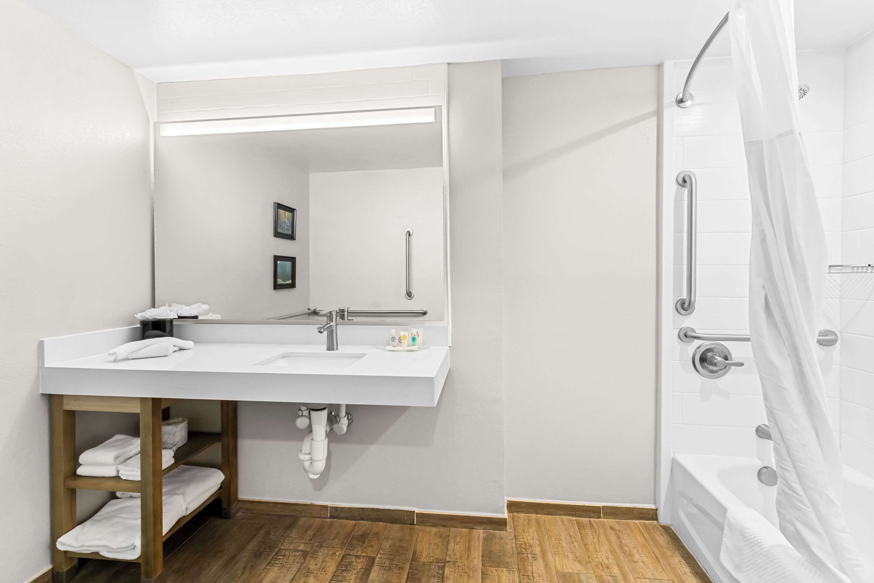 suite, multiple beds, non smoking | desk, blackout curtains, iron/ironing board, free wifi