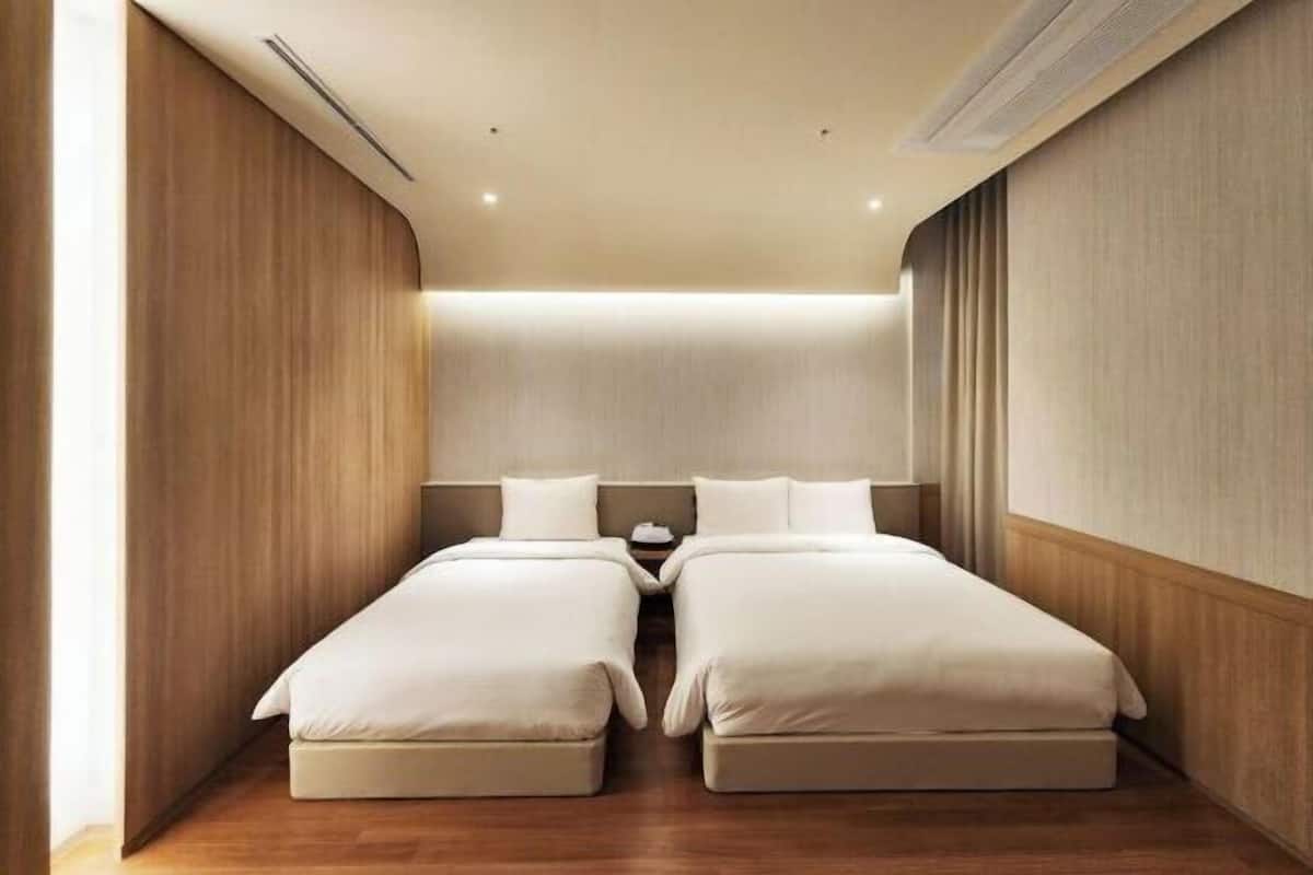 1 dormitori, caixa forta a l'habitació, wifi gratuïta i roba de llit
