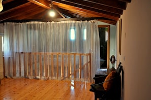 2 bedrooms, premium bedding, individually decorated - Stilvi No 16 (Corfu)