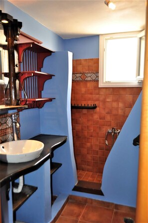 Bathroom - Stilvi No 16 (Corfu)