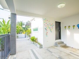 3 Bedrooms Villa | Terrace/patio