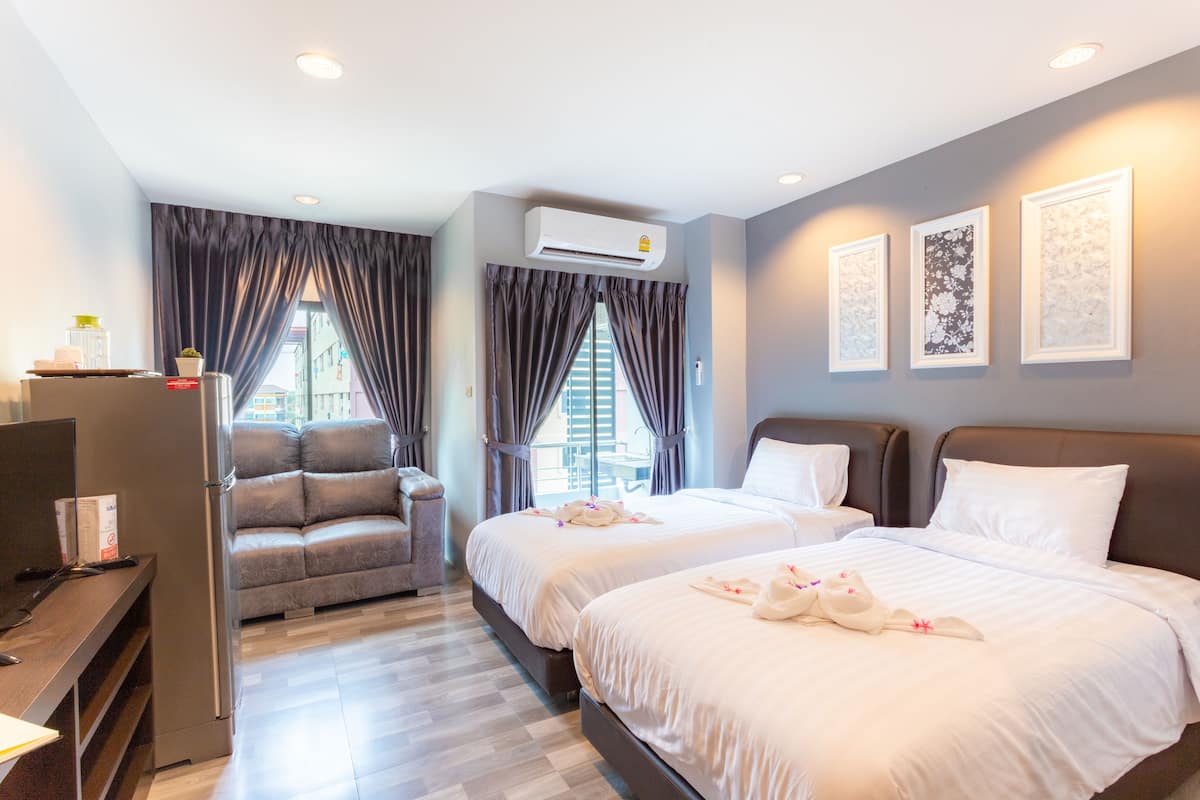 Deluxe Twin Room | 1 bedroom, desk, free WiFi, bed sheets