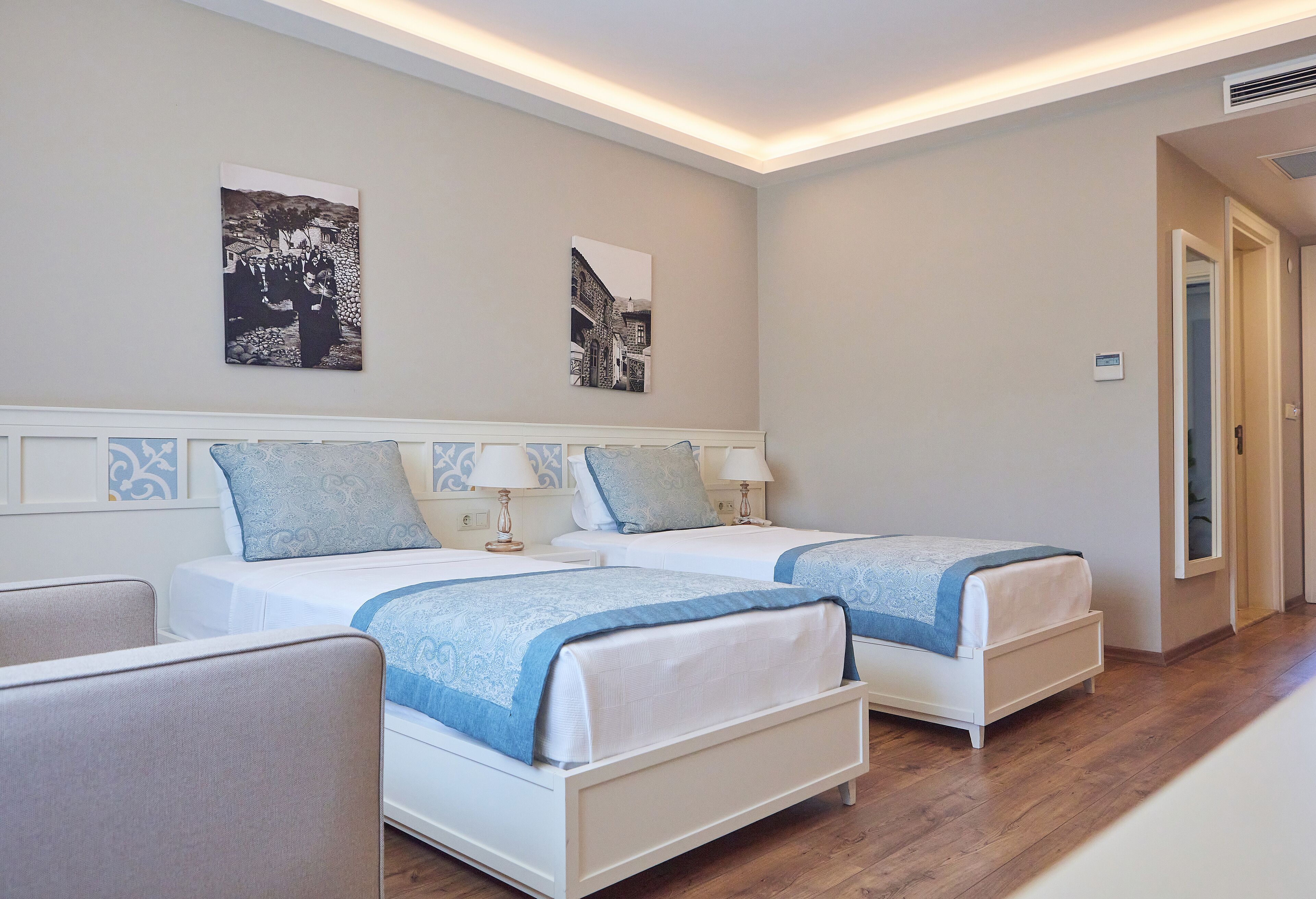 deluxe twin room" | 1 bedroom, memory-foam beds, minibar, in-room safe