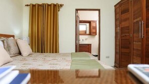 1 bedroom, premium bedding, in-room safe, iron/ironing board