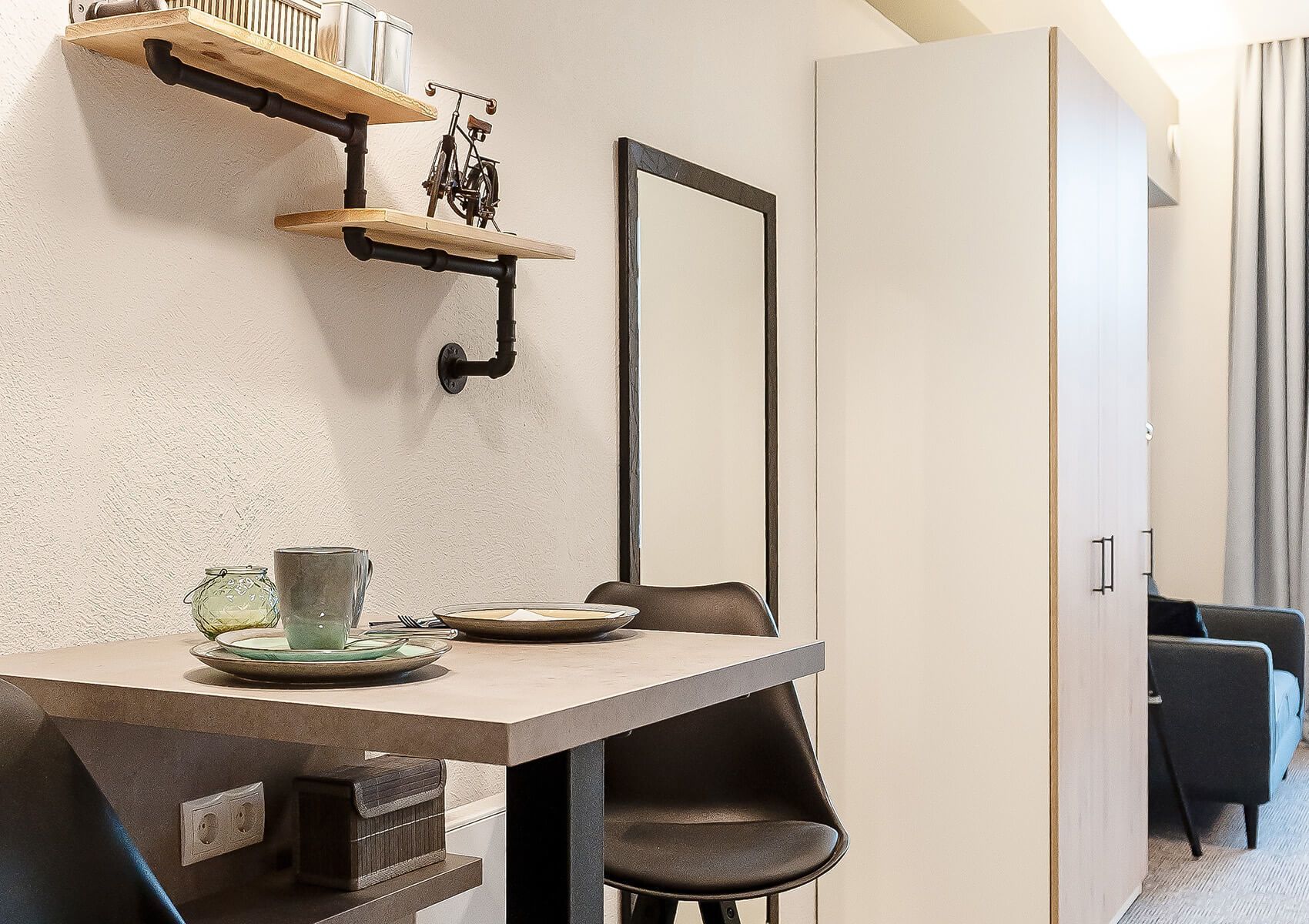 Loft Apartment Medium | Hypo-allergenic bedding, in-room safe, desk, blackout curtains