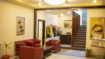 Colazione continentale, servita tutte le mattine (300 INR a persona)