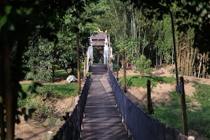 Khuôn viên nơi lưu trú