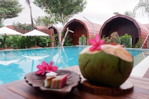 Food and drink - AloraVilla (Senggigi)