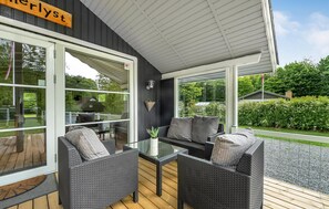 Terrace/patio - Cozy home in Toftlund with kitchen (Toftlund)
