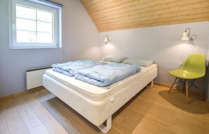 6 Schlafzimmer, Reisekinderbett, kostenloses WLAN