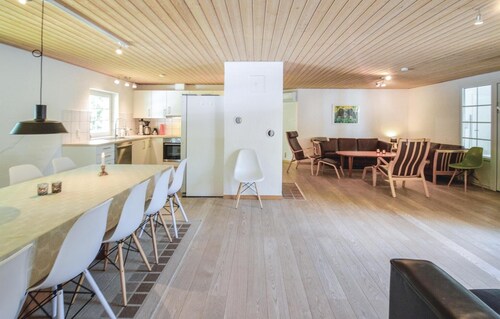 Stunning home in Væggerløse with sauna