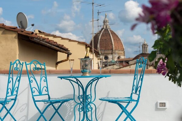 Deluxe Double Room | Terrace/patio