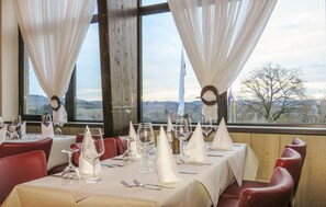 Banquet hall - Lovely home in Gerolstein with WiFi (Gerolstein)