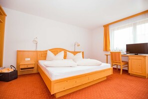 Unclassified image, 2 of 18, button